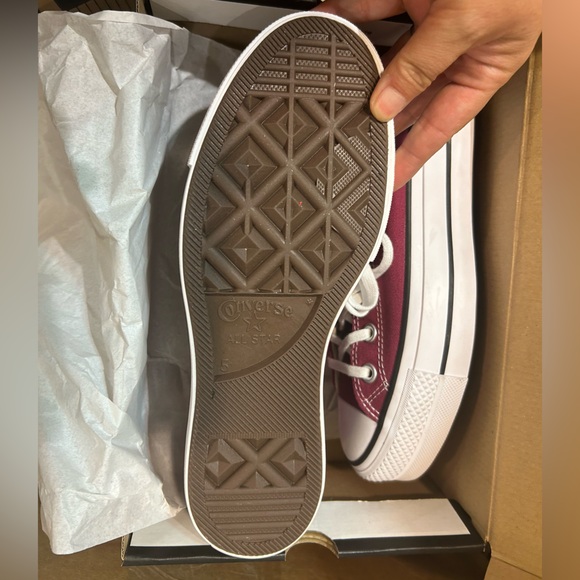 WOMENS CONVERSE CHUCK TAYLOR ALL-STAR LIFT SNEAKER size 7 - Picture 6 of 7